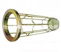 內(nèi)星角骨架的安裝簡(jiǎn)單,一般每節(jié)1米,現(xiàn)場(chǎng)吊裝半天即可安裝完成,減少了施工周期,本體采用每節(jié)1米結(jié)構(gòu)，每節(jié)接口處有凹凸形接縫,安裝時(shí)用呋喃樹脂或耐酸堿膠泥在縫口連接，確保連接