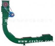 MC型埋刮板輸送機(jī)是一種在封閉的矩形斷面的殼體中，借助運(yùn)動(dòng)著的刮板鏈條輸送粉狀、小顆粒狀、小塊狀等散料的連續(xù)輸送設(shè)備。因?yàn)樵谳斔臀锪蠒r(shí)，刮板鏈條全埋在物料之中，故稱為